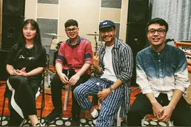 语闻成都丨城市之下仰望星空 三位地铁人的音乐梦（上）视频封面
