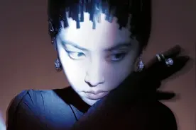 再次登顶，金曲天后蔡依林的全新蜕变 | 嘉人封面图片