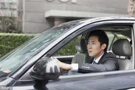 不管新车旧车，自己洗车牢记“三不要、一不停”，否则白洗又伤车图片