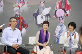 9大流派12名角6台经典6月开锣！魔都首个京剧名家冠名剧场原来是为她图片