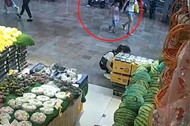 深圳一玻璃窗20楼坠落，砸中6岁男童视频封面
