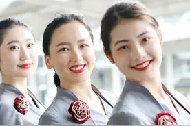 高铁动车上应该怎么称呼乘务员？图片