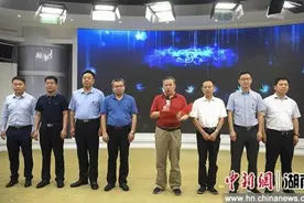 百万湖湘青年及少年儿童角逐“党报金话筒”图片