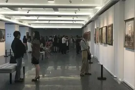 久事美术馆展建筑风景油画，呈现城市记忆视频封面