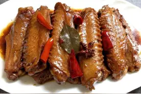 香辣卤鸭翅这样做，只需要几步，可以做零食，也可以做下酒菜图片