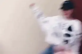 踢瓶盖升级！邓紫棋晒挑战视频：我要把它踢回去图片