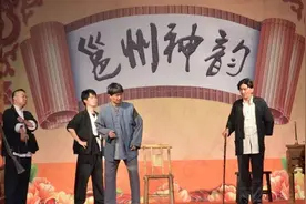 邕州剧场地方戏曲月月演丨大型现代粤剧《山乡风云》本周末上演图片