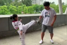 2018-2019年中国中学生跆拳道联赛吉林站开赛视频封面