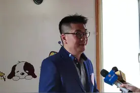 跨越两岸的爱情！15对梅台婚配夫妻在梅州爱丽丝庄园举行集体婚礼视频封面
