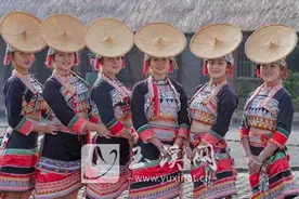 「看见」花腰傣服饰的艺术风骨图片