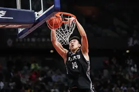 CBA选秀状元归属王少杰，他是北大男篮的“王治郅”图片