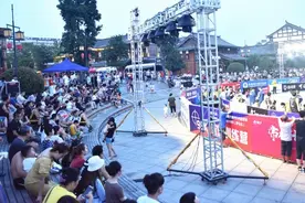 三篮烽火起柳城 黄金联赛耀常德——2019 3X3黄金联赛常德站昨晚上演巅峰对决图片