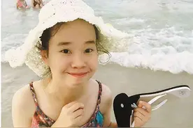 这位白衣天使最后一次救死扶伤 是留下眼角膜捐给患者图片