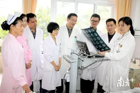 省名中医余尚贞：医学世家中唯一的中医，坚持临床带教图片