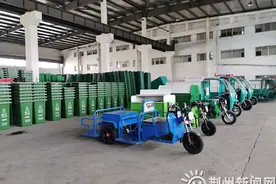 荆州这家企业研发环卫设备 引领垃圾分类“新时尚”图片