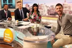 志愿者、英国极限探险家Ash Dykes完成“徒步长江”荣归故里 | 接受英媒采访时显示绿会的帮助不可或缺图片