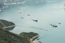 一图一故事丨长江排污口排查大作战——京口瓜洲一水间 钟山只隔数重山图片