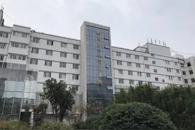 一次心血管手术省了两万多！高值耗材带量采购正式执行，记者实地探访多家医院图片