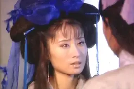 《人鬼情缘》中刘敏涛一人分饰两角，合二为一的造型最娇俏灵动图片