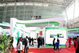 小蜜蜂现场治病！首届黑龙江中医药产业博览会上森工展台太吸睛图片