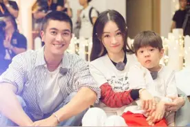 有种“开挂式长大”叫嗯哼，一家三口同框，比杜江还像长腿欧巴图片