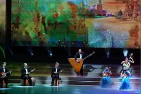征服“世界上最难打的手鼓”，这台演出集齐67种中外民族乐器图片