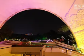 夜游桂林“两江四湖” 醉在城与山水间视频封面