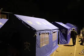 广西靖西：震中受灾群众被妥善安置视频封面