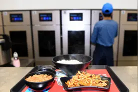 习近平时间|切实保障人民群众“舌尖上的安全”视频封面
