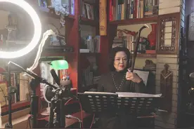 当演奏家遇上直播，看“60”后二胡艺人的“触网之路”图片