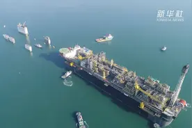 中国制造海上“巨无霸”FPSO交付巴西视频封面