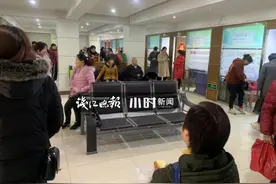 我在杭州做保洁阿姨，为什么让19岁的儿子也入了这一行图片