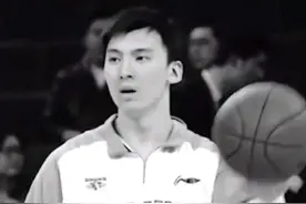 北京男篮主场为吉喆举行悼念仪式 翟晓川朱彦西等众队友落泪视频封面