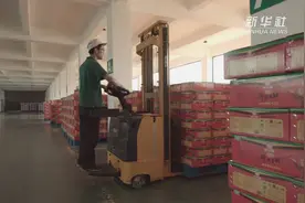 郫县豆瓣酿在四川 香飘世界视频封面