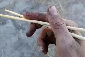 向中国军人致敬！-42℃，你紧握钢枪，却握不住一双筷子图片
