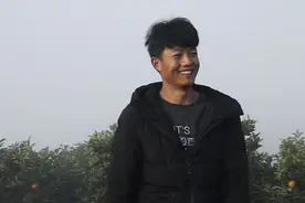 00后掌管2万多株褚橙树：我要负责12家农民吃饭视频封面