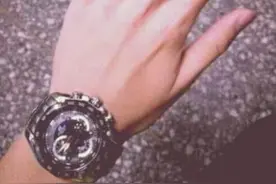 心理学：第一眼看哪只手是男人的？快来测测你眼光准不准图片