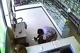 男子回应救人压断老太肋骨不担责：心寒 但感谢法院公正判决视频封面