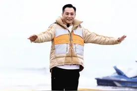 《了不起的长城》刘烨周深展开长城研学之旅图片