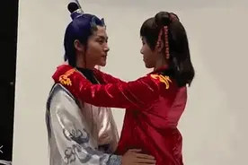 红蓝CP！华晨宇马天宇cos哪吒敖丙画风搞笑图片