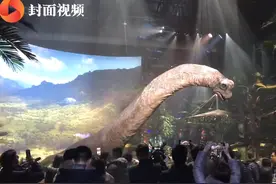 会眨眼、爱鸣叫、擅捕食，侏罗纪世界的恐龙“活了”视频封面