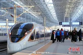 高铁15元盒饭很难买？铁路部门：不强制规定售卖图片