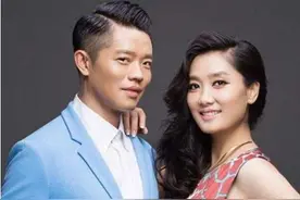 抖音我立马千山外听风唱着天籁是什么歌 我从草原来歌词完整版图片