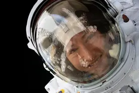 NASA宇航员创女性单次太空飞行最长纪录，即将返回地球图片