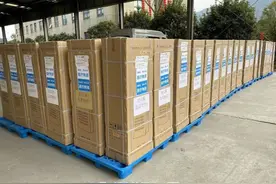 杭州有批“临时工”放弃春节假期，只为医疗物资第一时间送达医院图片