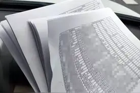 “封城”后，至少4000个武汉家庭的宠物被留在家中，它们还好吗？图片
