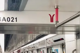 车厢编号在车厢的哪个位置图片
