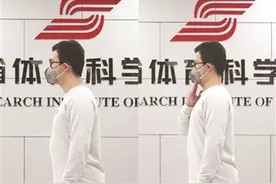 居家隔离必备拉伸动作 让你舒服一整天图片