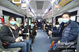 宁波主城区公共交通基本恢复 14时起宁波高速恢复通行图片