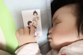 四川绵阳支援湖北医疗队护师冯潇潇：“两岁女儿握着我的照片才能入睡”图片